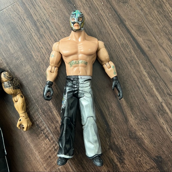 WWE 2000s Action Figures - Picture 2 of 5